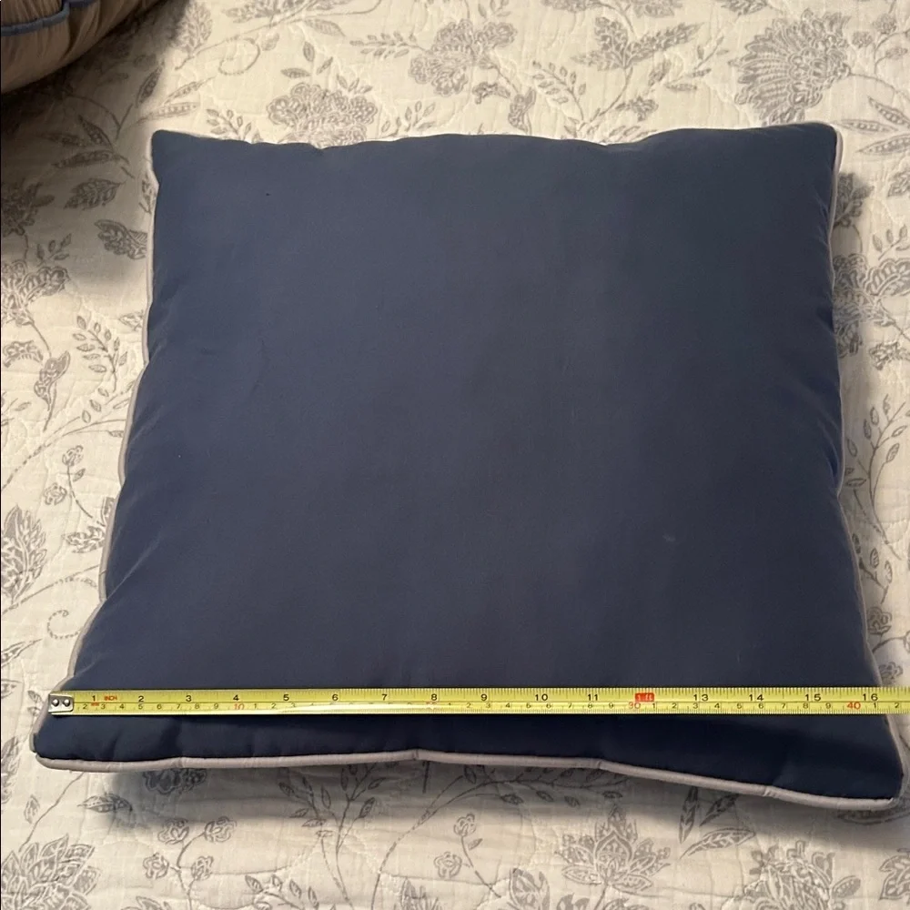 Elegant Blue and Cream Decorative Pillow Set